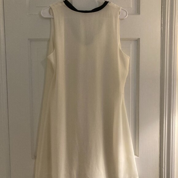 Cream and Black Tie Neck A-Line Dress - Picture 4 of 5